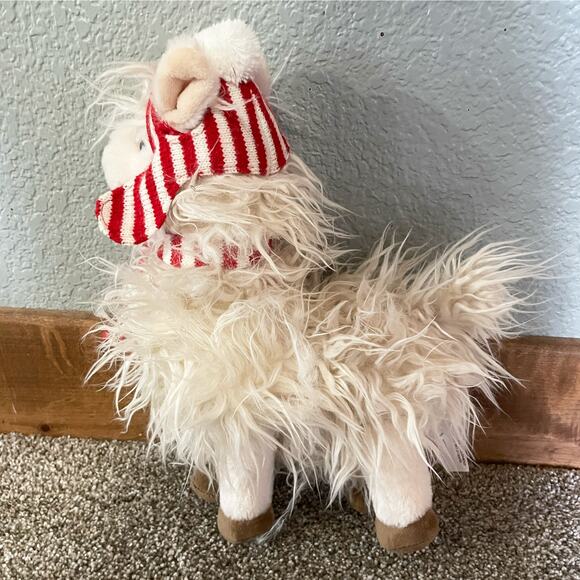 Pier 1 Jingle Buddies Lima the Llama Christmas Plush - Picture 2 of 5